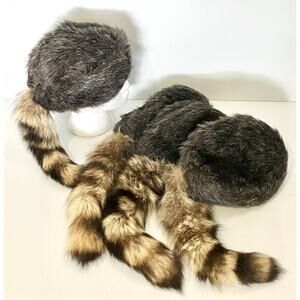Coonskin Caps Adult Lg Set Of 4 Real Coon Tail Winter Hat Boone Davey Crockett